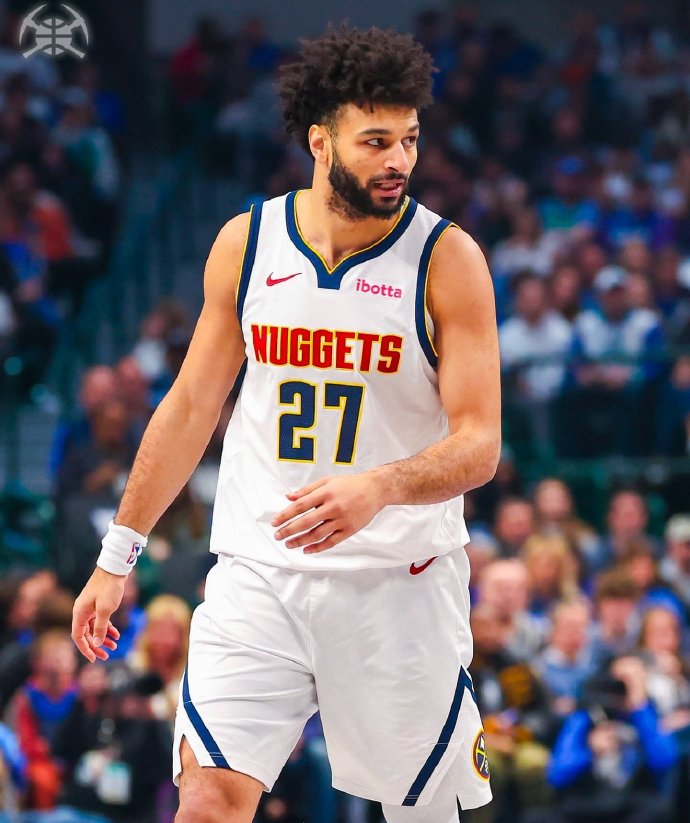  穆雷回归赛场，战术调整首场状态亮眼，篮网观众沸腾！-半岛体育官网